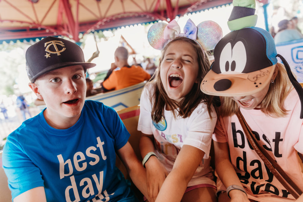 The Happiest Photos on Earth: Tips and Tricks for magical documentation of your Disney Vacation!